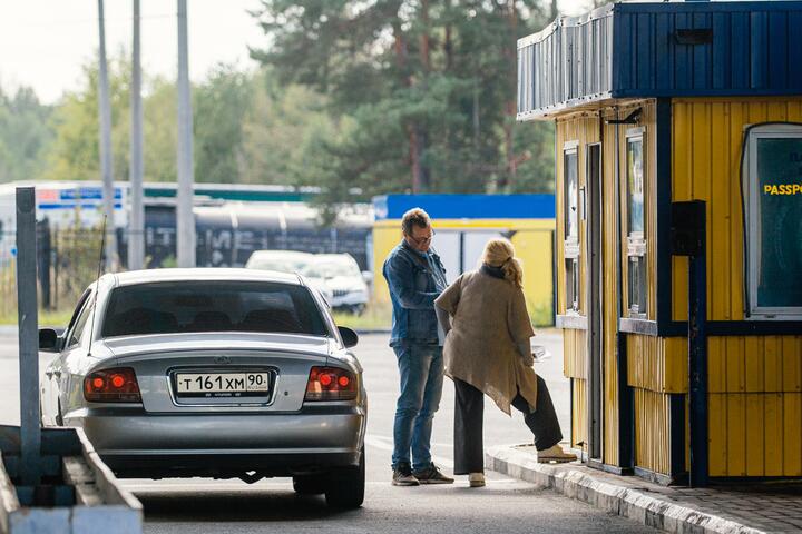 «Ваши земляки адекватные». Репортаж с украинского погранпункта на границе в Беларусью