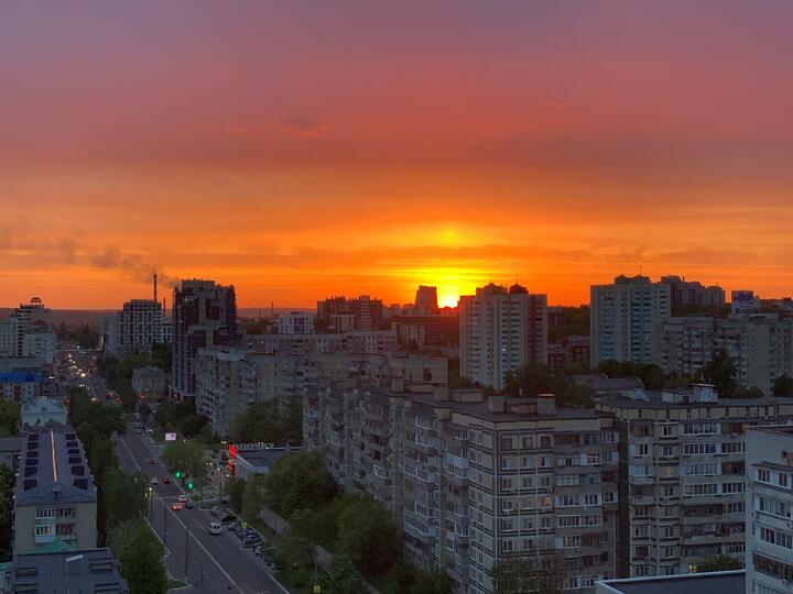 Дым из села Солохи был виден в Белгороде. Фото: t.me/belgorod01