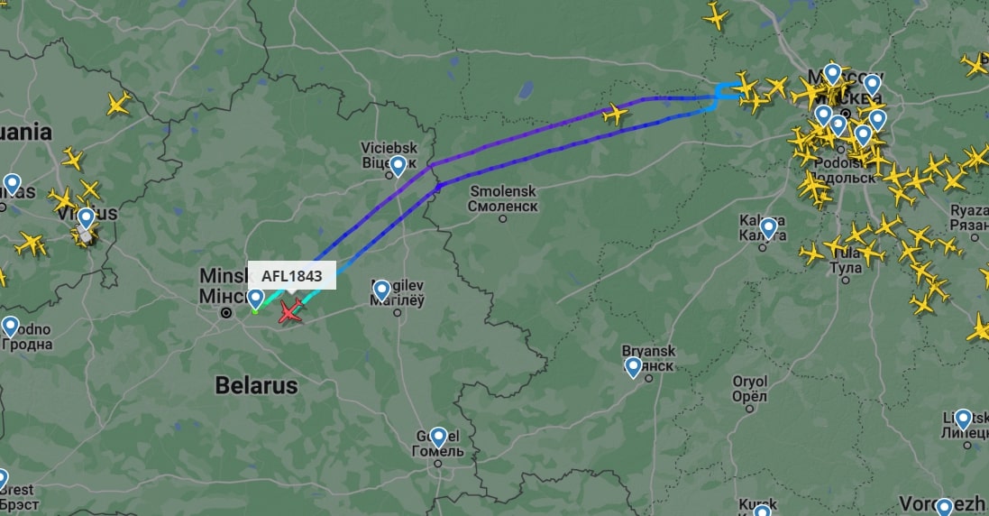 Скриншот с сайта flightradar24.com