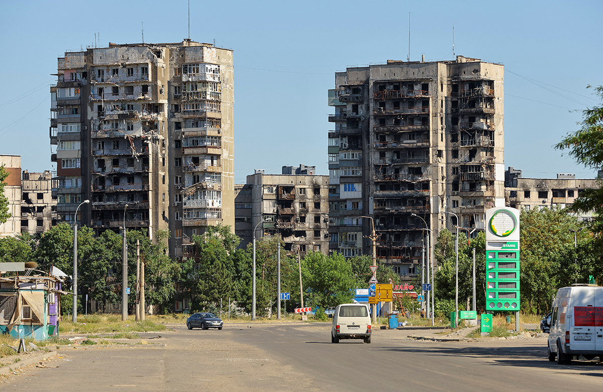 Жилые кварталы города. Мариуполь, Украина, 18 июля 2022 года.