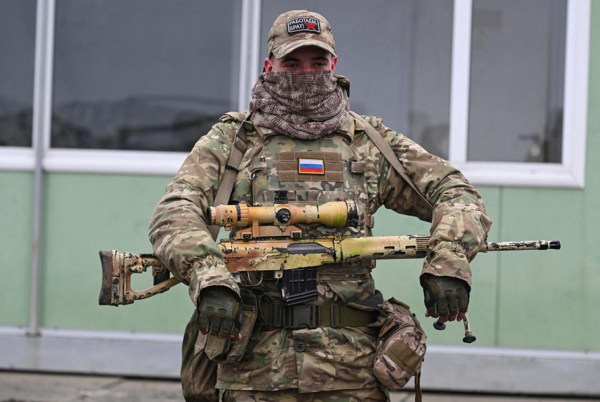 Россия перебрасывает больше войск на юг / фото REUTERS