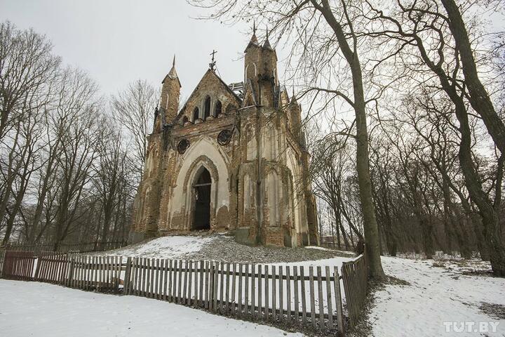 Усыпальница Ожешко в агрогородке Закозель. Фото: TUT.BY