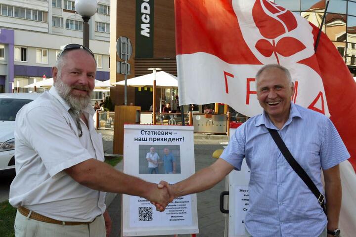 Валентин Троцкий и Николай Статкевич во время пикета в 2019 году, когда Троцкий баллотировался в депутаты. Фото: Facebook Валентина Троцкого