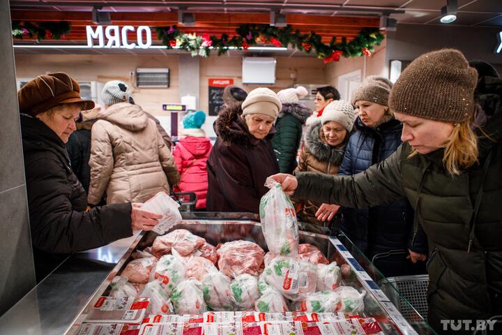 Фарш с водой, дешевая колбаса по высокой цене. Работники торговли рассказали, на какие уловки шли, чтобы продать товар3