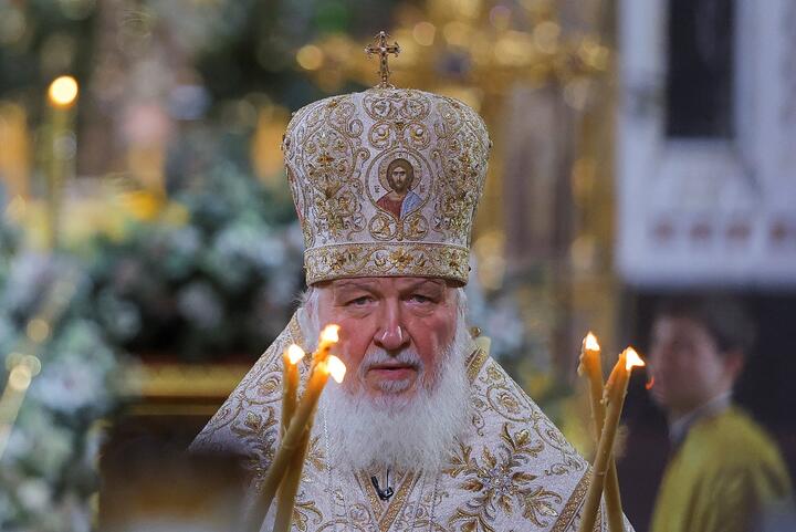 Патриарх Московский и всея Руси Кирилл на рождественском богослужении в Храме Христа Спасителя в Москве, Россия, 6 января 2023 года. Фото: Reuters