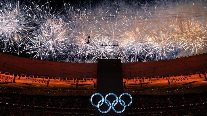 Салют на олимпийском стадионе. Фото: olympics.com