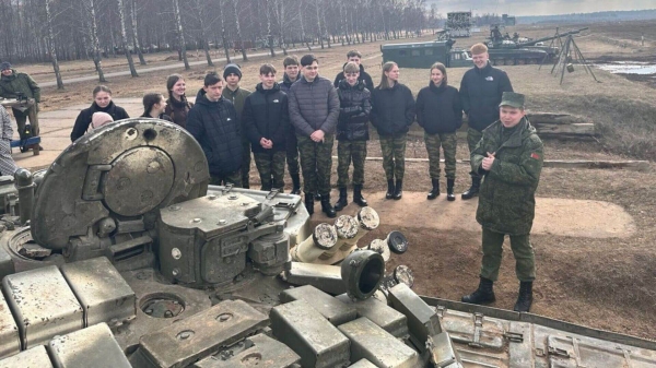 Школьников стали вывозить на полигоны для показа военных учений — новый уровень милитаризации образования?0